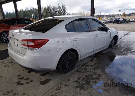 2018 Subaru Impreza 2.0I z USA, uszkodzony, nr VIN 4S3GKAA67J3618787